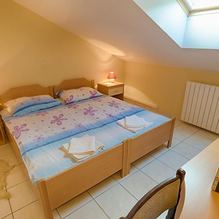 Ferienwohnung Arka Stara Novalja Exterior foto