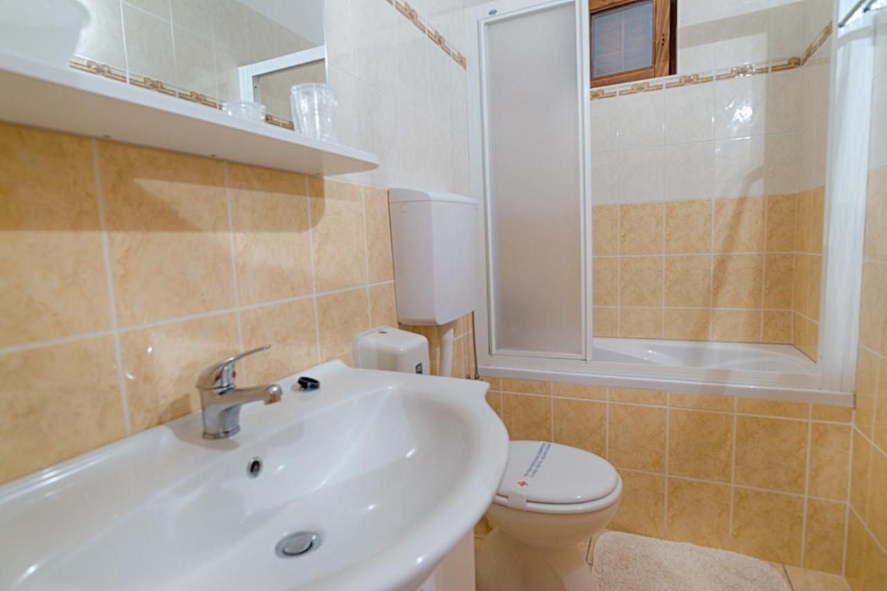 Ferienwohnung Arka Stara Novalja Exterior foto