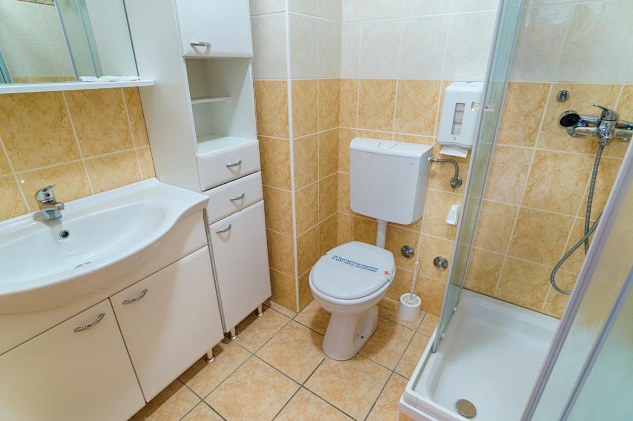 Ferienwohnung Arka Stara Novalja Exterior foto