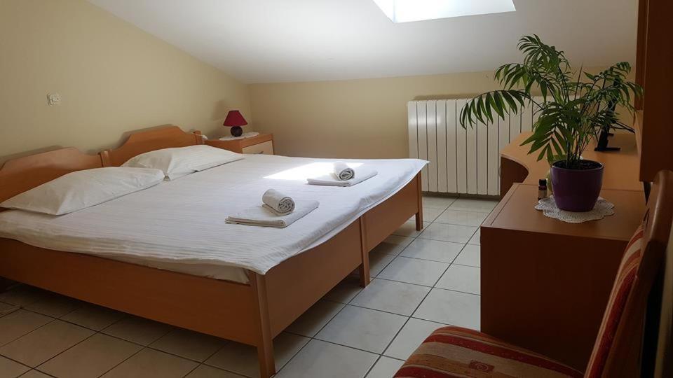 Ferienwohnung Arka Stara Novalja Exterior foto